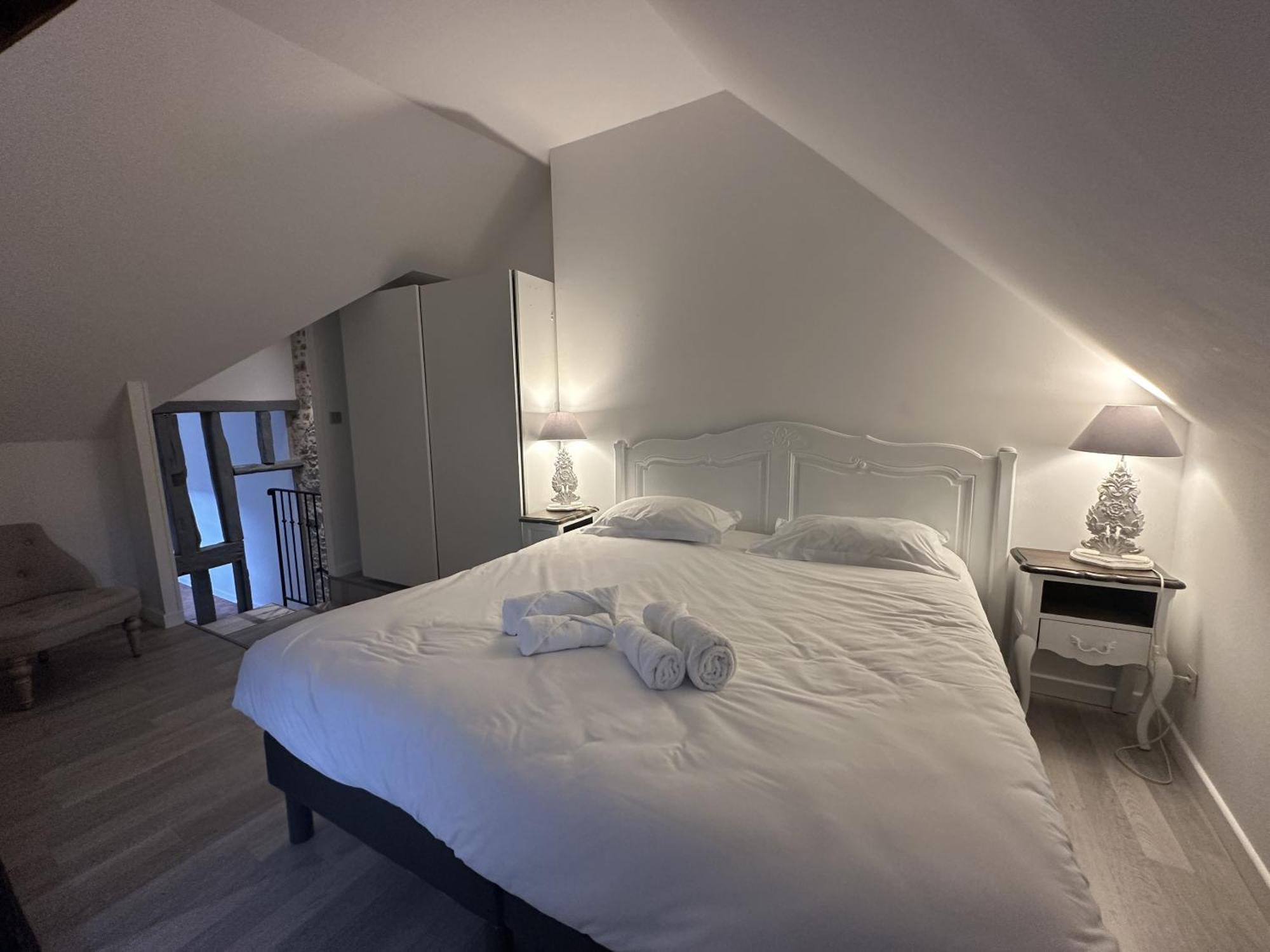 Batisse Paradis- 3 Appartements Calmes Et Elegants Au Centre Historique De Beaune โบน ห้อง รูปภาพ